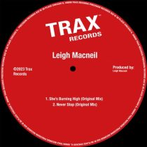 Leigh Macneil – Leigh Macneil